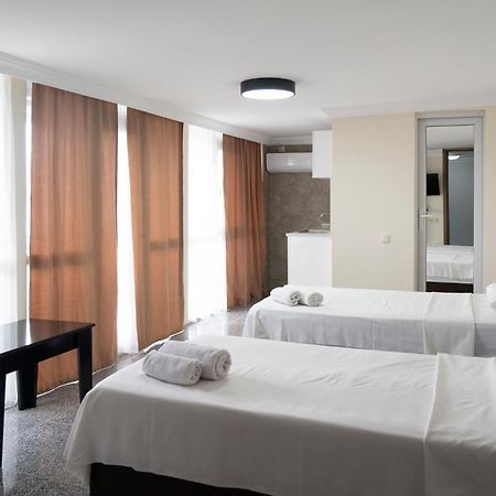 Hotel Carleone Batumi Exterior foto