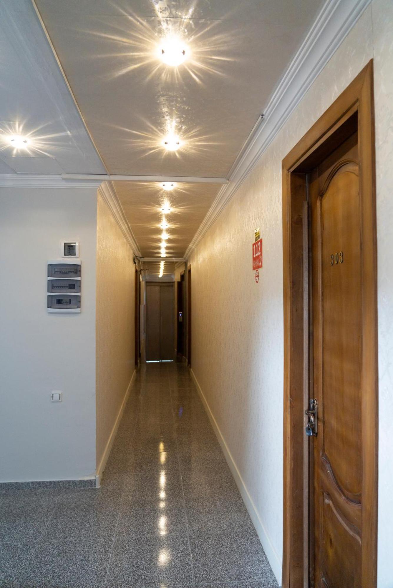 Hotel Carleone Batumi Exterior foto